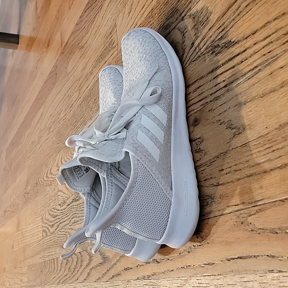 Adidas Cloudfoam Womens size 9